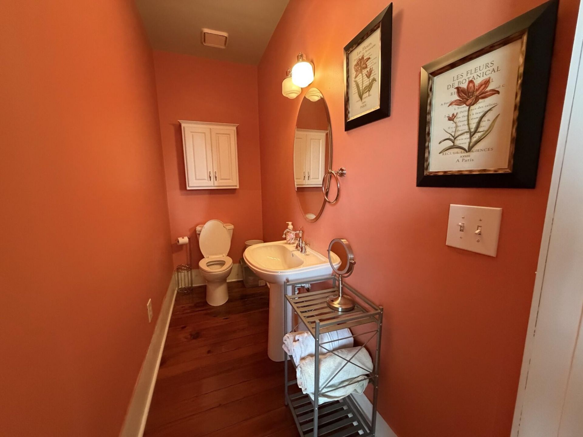 131 W Luke Avenue  Photo 10