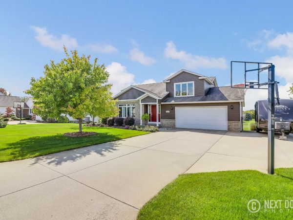 1645 Garden View Drive, Zeeland, MI 49464