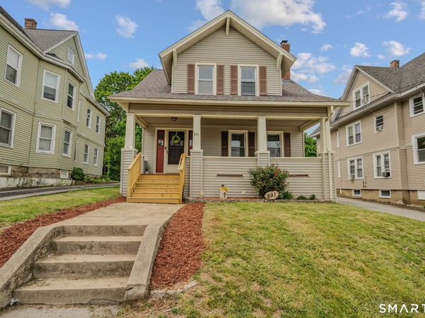 891 Bank , New London, CT 06320