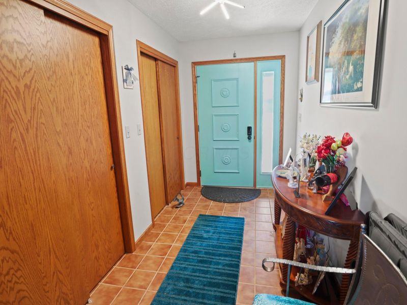437 Garden Place , Marion, OH 43302 Photo 7