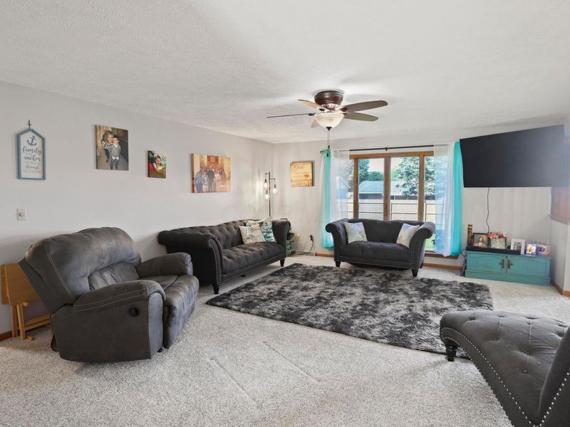 437 Garden Place , Marion, OH 43302 Photo 8