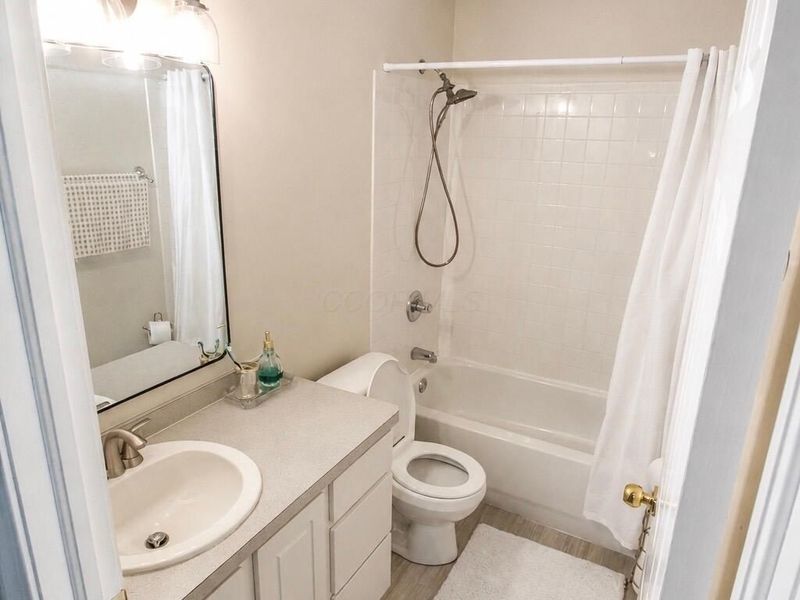 6644 Eastland Court, Columbus, OH 43085 Photo 17