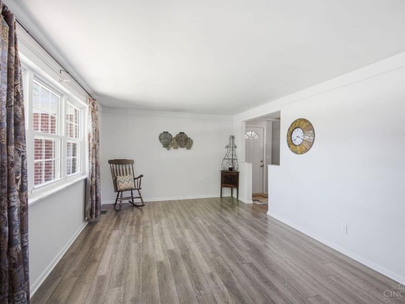 5779 Wolfpen Pleasant Hill Road, Miami Twp, OH 45150 Photo 13