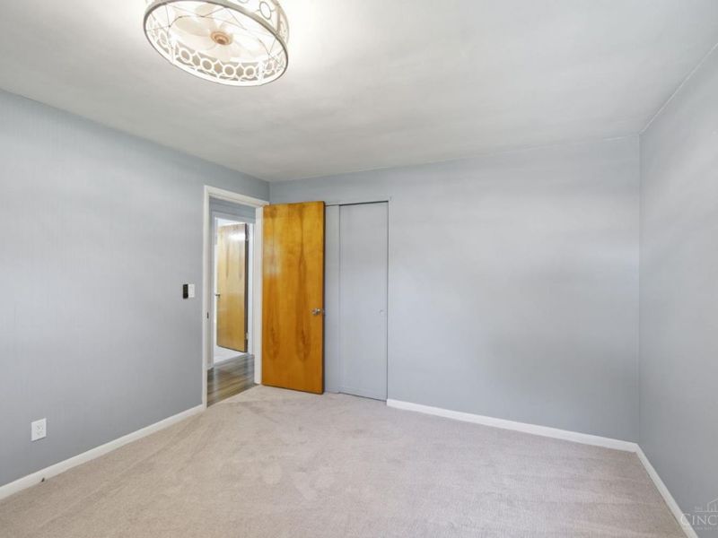 5779 Wolfpen Pleasant Hill Road, Miami Twp, OH 45150 Photo 25