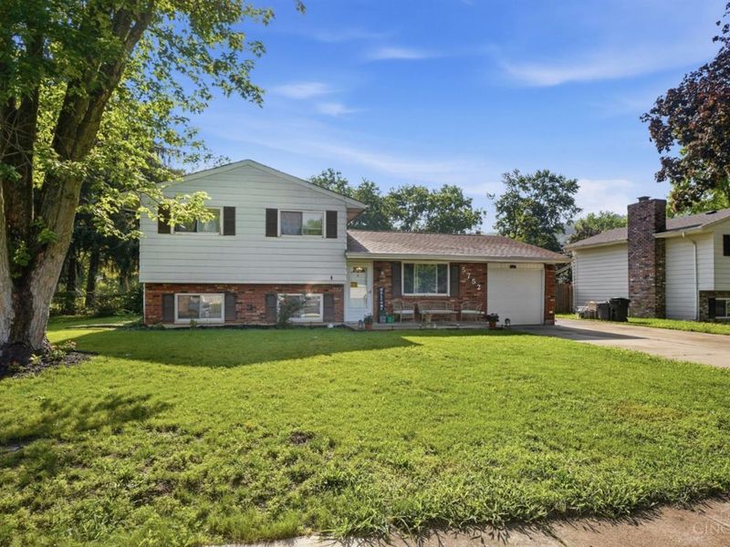 5752 Lake Superior Drive, Fairfield, OH 45014 Photo 1
