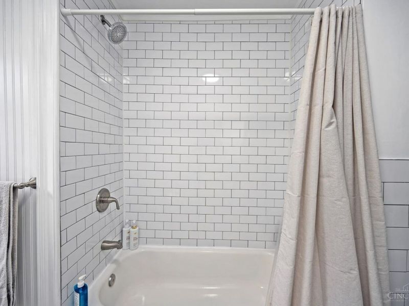 4704 Whetsel Avenue, Cincinnati, OH 45227 Photo 22