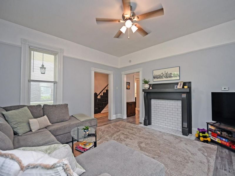 4704 Whetsel Avenue, Cincinnati, OH 45227 Photo 7