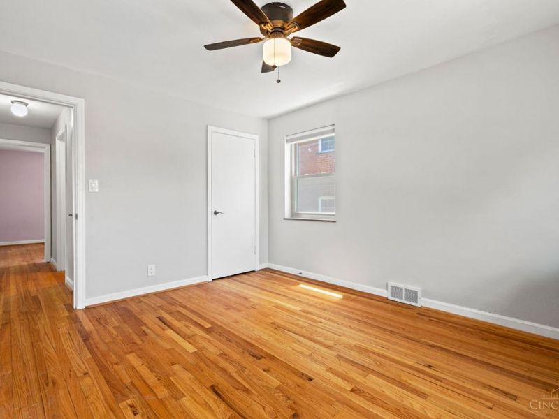5758 Glengate Lane, Cincinnati, OH 45212 Photo 15