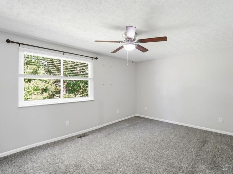 8739 Exeter Place, Deerfield Twp., OH 45039 Photo 14