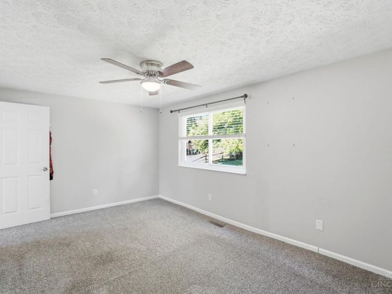 8739 Exeter Place, Deerfield Twp., OH 45039 Photo 16