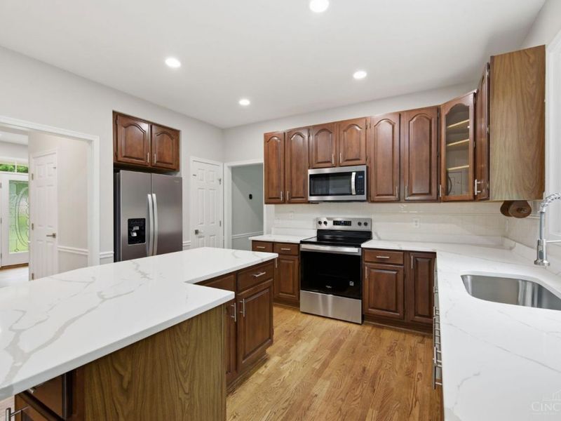 9669 Stonemasters Drive, Symmes Township, OH 45140 Photo 18
