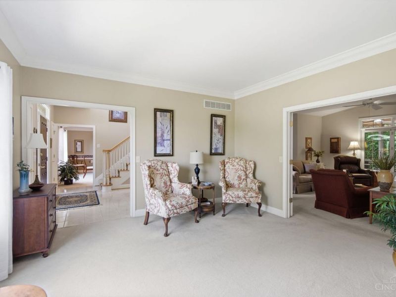 1262 Mistymeadow Lane, Anderson Twp, OH 45230 Photo 6