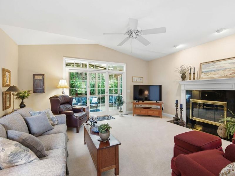 1262 Mistymeadow Lane, Anderson Twp, OH 45230 Photo 9