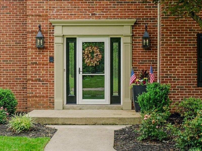 7934 Ashley View Drive, Columbia Twp, OH 45227 Photo 5