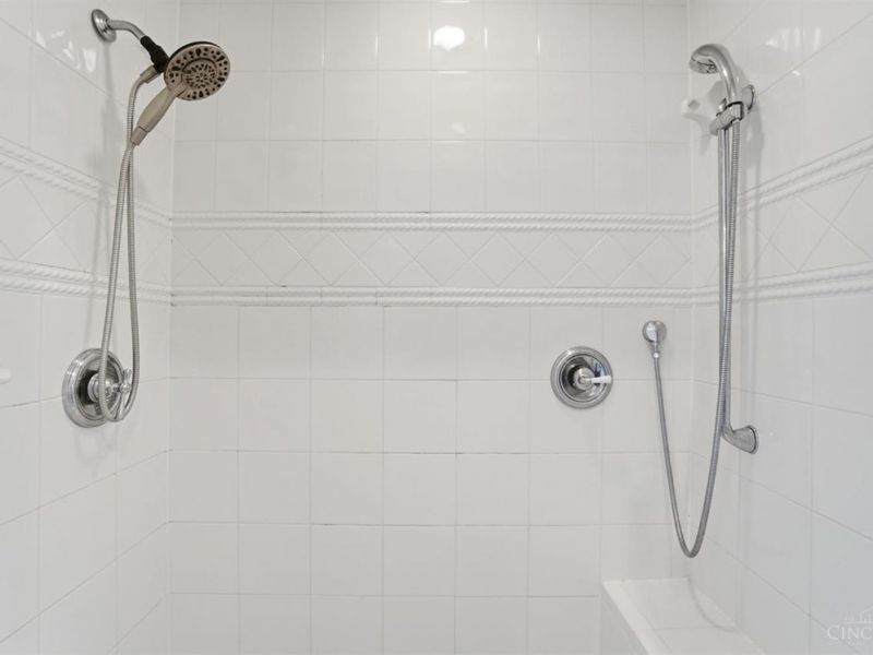 1340 Observatory Drive, Cincinnati, OH 45208 Photo 29