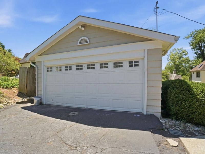 1340 Observatory Drive, Cincinnati, OH 45208 Photo 46