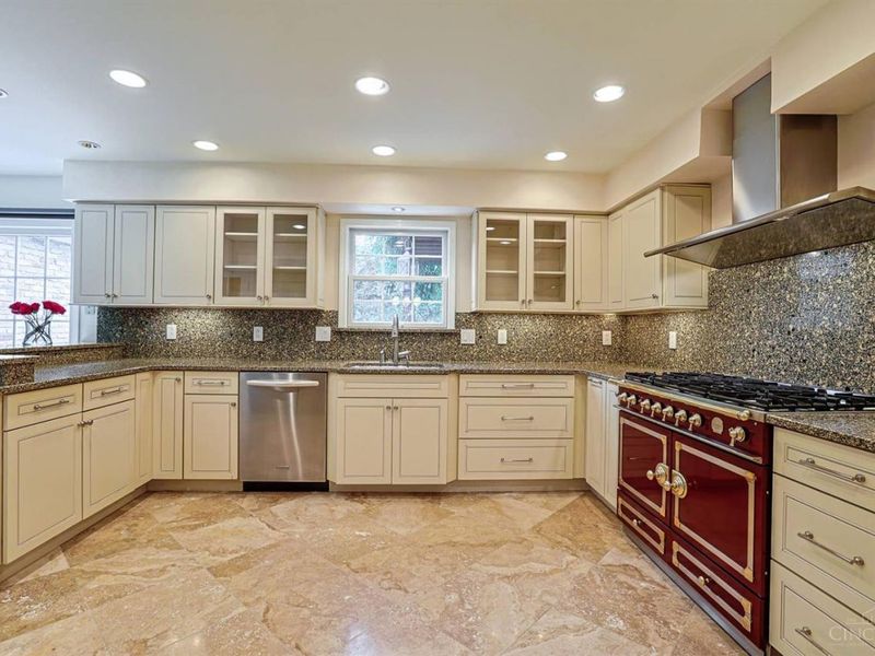 9960 Walnutridge Court, Symmes Township, OH 45242 Photo 19