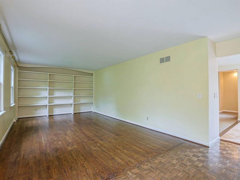 9960 Walnutridge Court, Symmes Township, OH 45242 Photo 6