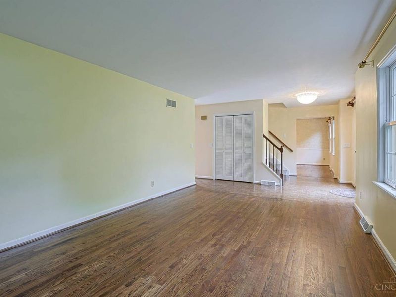 9960 Walnutridge Court, Symmes Township, OH 45242 Photo 7