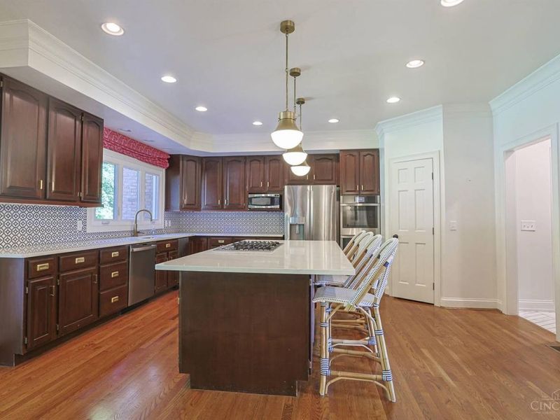 6391 Turpin Hills Drive, Anderson Twp, OH 45244 Photo 16