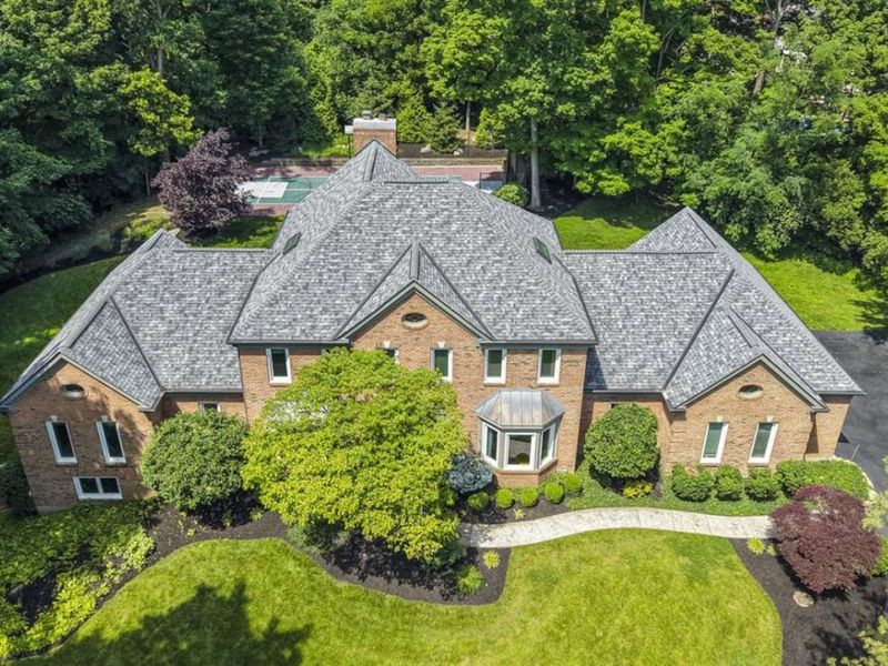 6391 Turpin Hills Drive, Anderson Twp, OH 45244 Photo 2