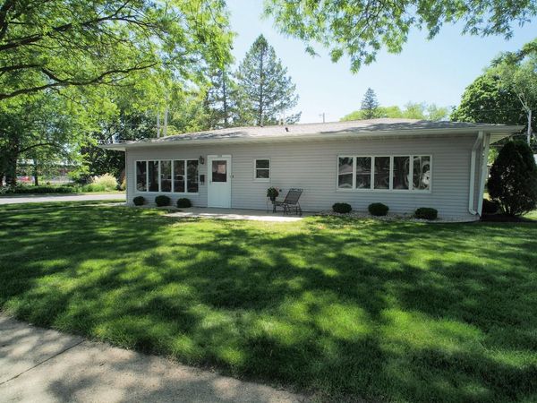 1300 Center STREET, Watertown, WI 53098