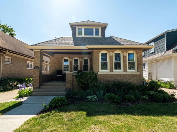 4325 N Morris BOULEVARD, Shorewood, WI 53211