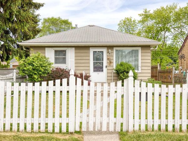 632 Park AVENUE, South Milwaukee, WI 53172