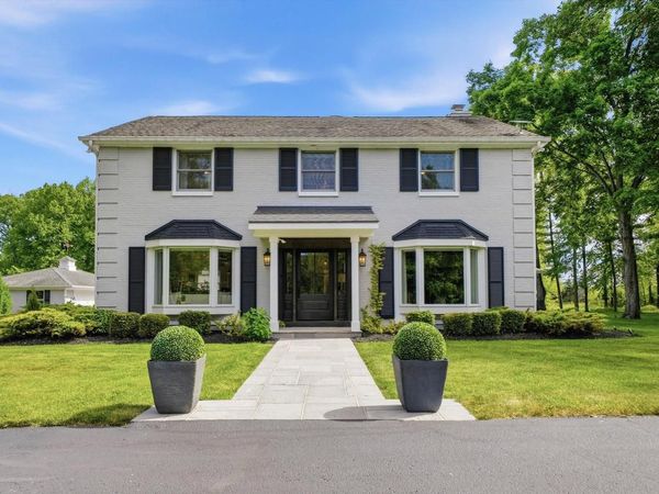 9431 W Hawthorne ROAD, Mequon, WI 53097