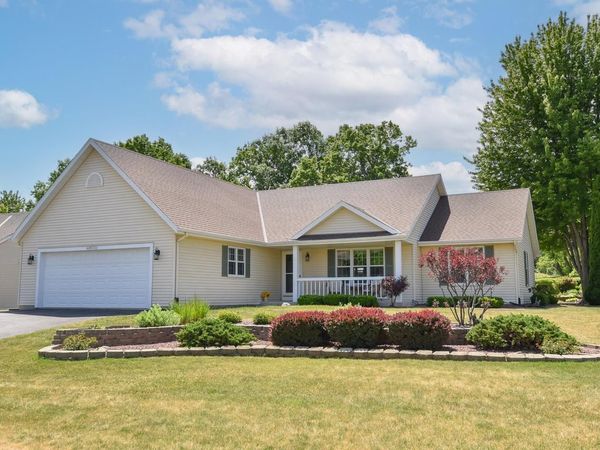 N65W15321 Blue Heron DRIVE, Menomonee Falls, WI 53051