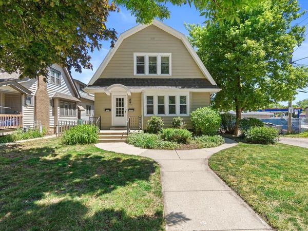1418 N 57th STREET, Unit 1418A, Milwaukee, WI 53208