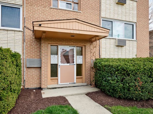 8805 Dee Road , Unit GN, Des Plaines, IL 60016