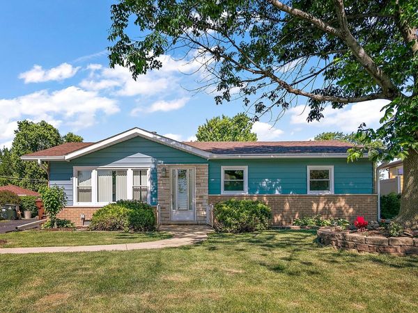 16045 Debra Drive , Oak Forest, IL 60452