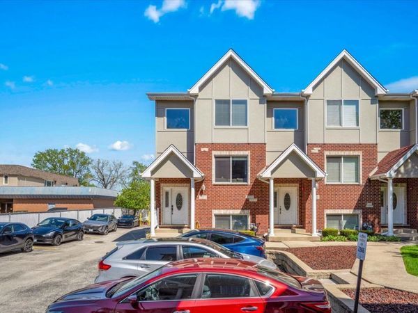 7222 W 83rd Street , Bridgeview, IL 60455