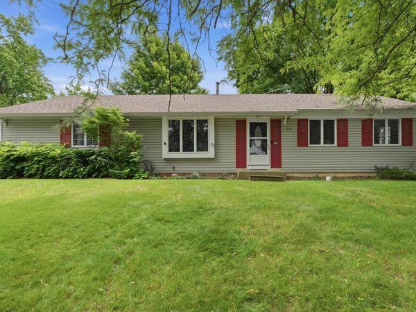 324 Boulder Hill Pass , Oswego, IL 60543