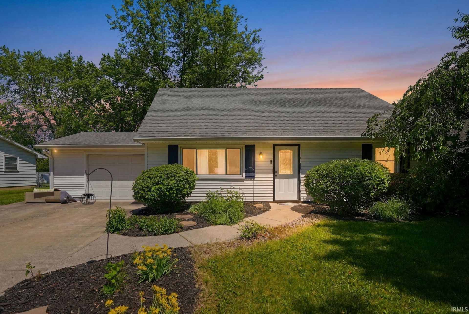 4016 Beaverbrook Drive, Fort Wayne, IN 46815 Main Photo