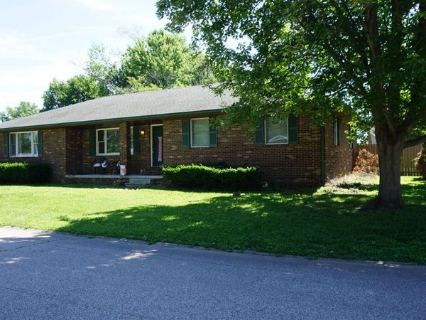 506 S Center Street, Fort Branch, IN 47648