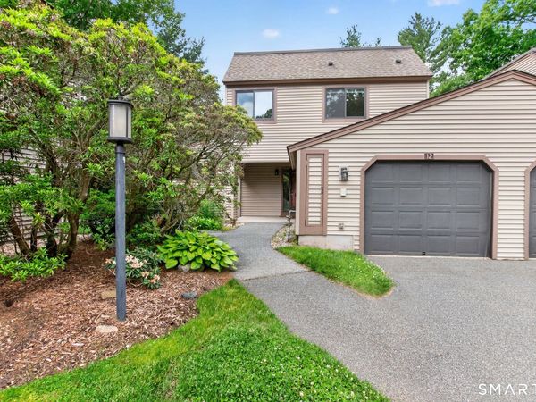 12 Sycamore, Unit 12, Avon, CT 06001