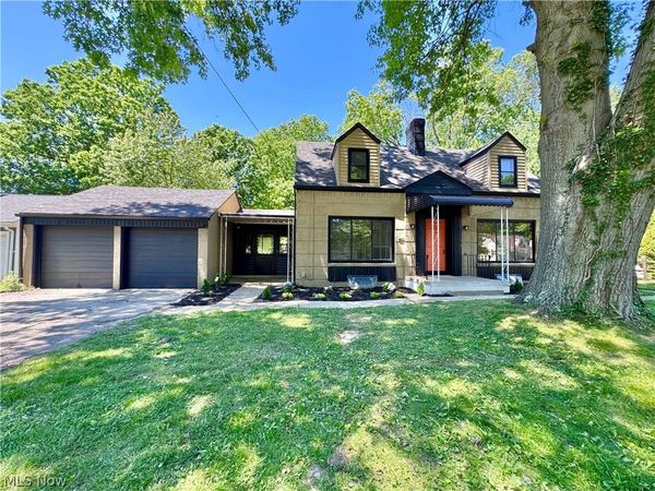 3642 Cascade Drive , Youngstown, OH 44511