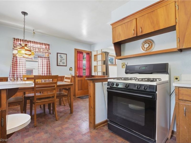 1852 6th Street , Cuyahoga Falls, OH 44221 Photo 10