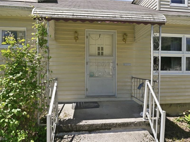1852 6th Street , Cuyahoga Falls, OH 44221 Photo 2