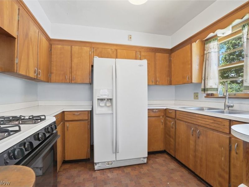 1852 6th Street , Cuyahoga Falls, OH 44221 Photo 8