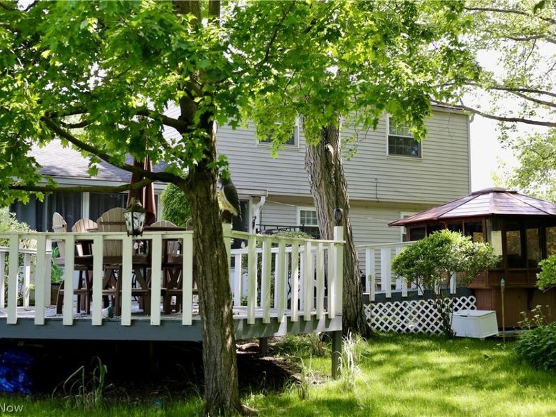 9625 Brayes Manor Drive, Mentor, OH 44060 Photo 20