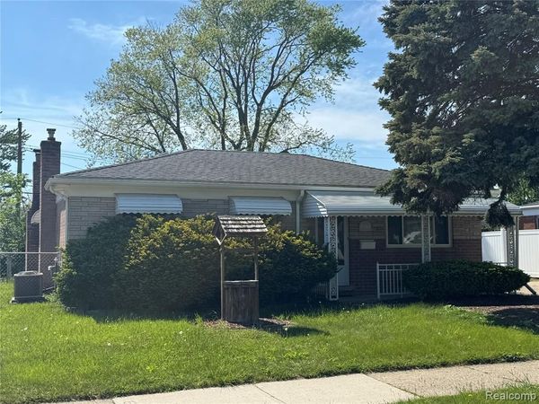 31263 Hayes Road, Warren, MI 48088