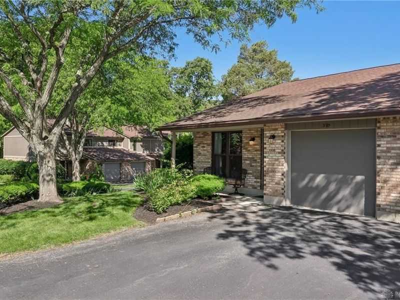 570 Greene Tree Place, Fairborn, OH 45324 Photo 5