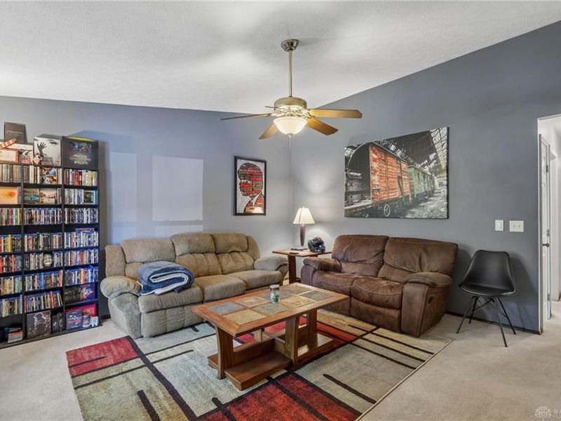 570 Greene Tree Place, Fairborn, OH 45324 Photo 9