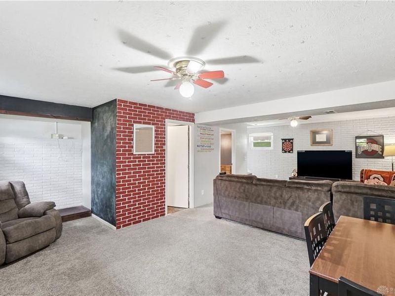 245 Grantwood Drive, West Carrollton, OH 45449 Photo 14