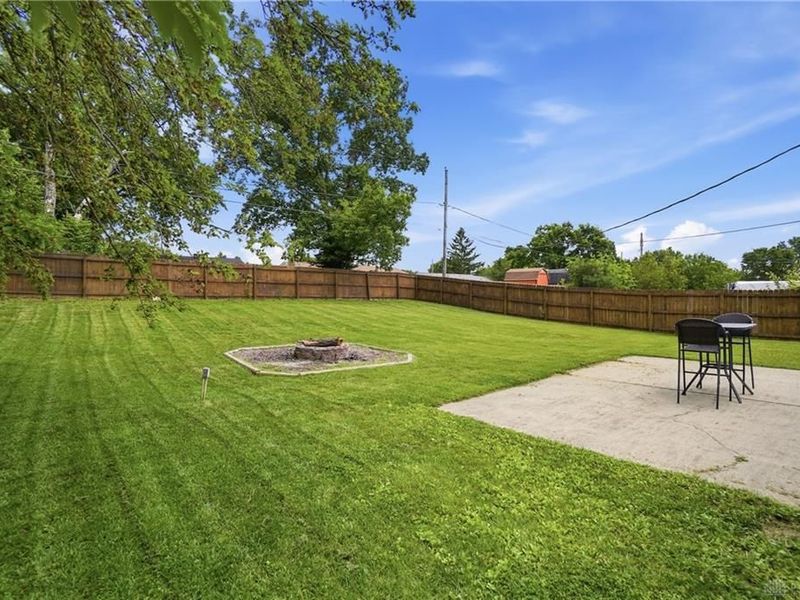 245 Grantwood Drive, West Carrollton, OH 45449 Photo 23