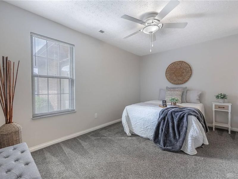 957 Pine Needles Drive, Washington Township, OH 45458 Photo 12