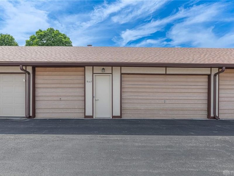 957 Pine Needles Drive, Washington Township, OH 45458 Photo 22